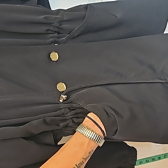 Jacket, fall, coat, black, luxury, hood, rain, pockets, casual, vacation, travel - Picture 4 of 10